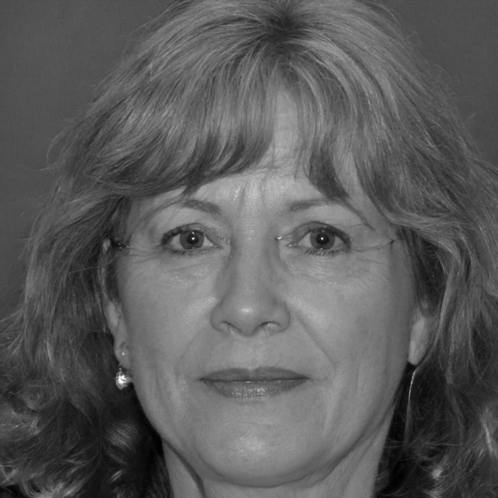 Retrato profesional de Estela Navarro